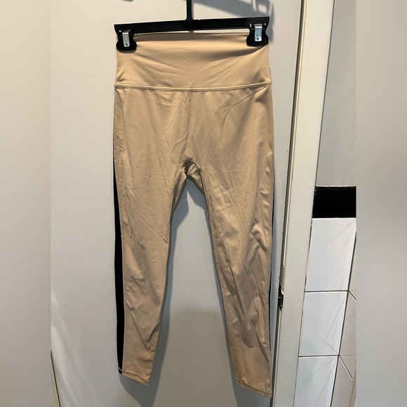 ILUS Parallel Legging - Picture 3 of 13